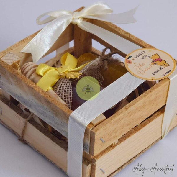 Kit de Regalo en Huacal de Madera 10x10 cm – Un Toque Natural